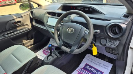 2019 Toyota Aqua - photo 16
