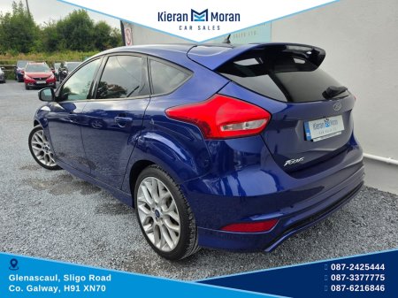 2017 Ford Focus - photo 4
