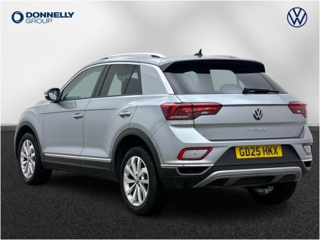 2025 Volkswagen T-Roc - photo 3