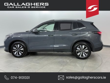 2026 Volkswagen Tiguan - photo 5