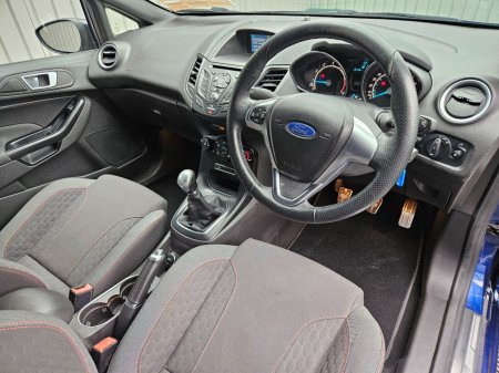 2017 Ford Fiesta - photo 11