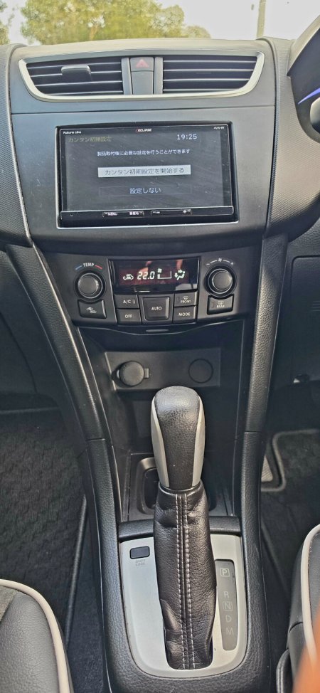 2014 Suzuki Swift - photo 11