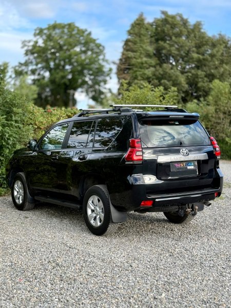 2022 Toyota Land Cruiser - photo 13