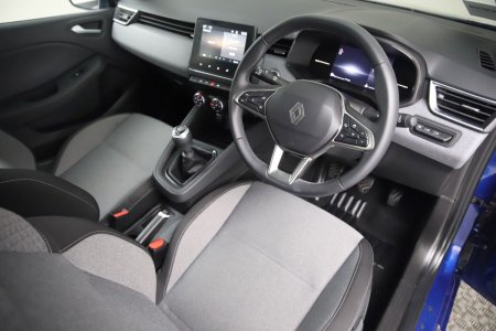 2025 Renault Clio - photo 13