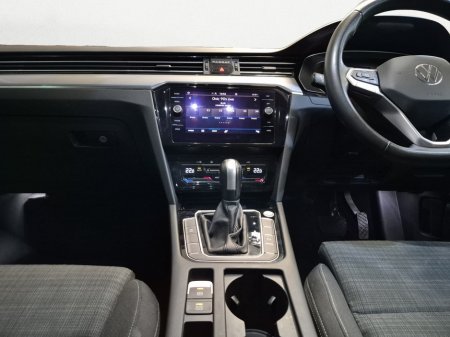 2022 Volkswagen Passat - photo 14