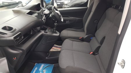 2021 Peugeot Partner - photo 4