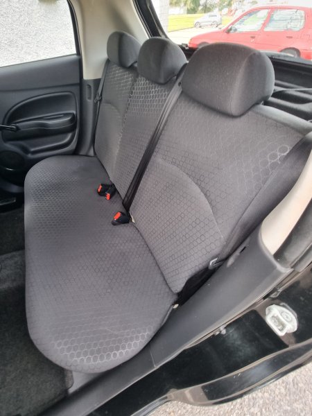 2015 Mitsubishi Space Star - photo 16