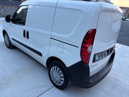 2018 Opel Combo - photo 17