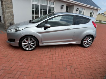 2015 Ford Fiesta - photo 7