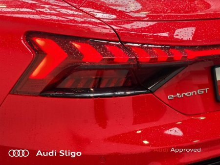 2023 Audi e-tron GT quattro - photo 22