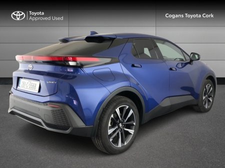 2026 Toyota C-HR - photo 2