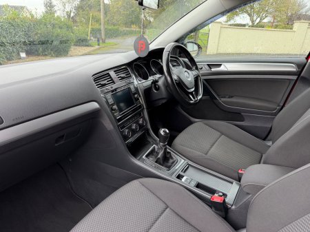2021 Volkswagen Golf - photo 16