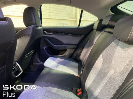 2025 Skoda Octavia - photo 6