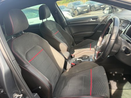 2018 Volkswagen Golf - photo 4
