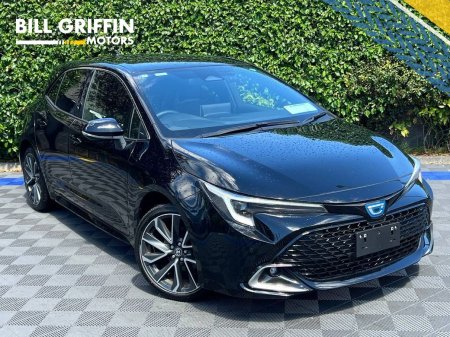 2025 Toyota Corolla GZ SPORT 1.8 HYBRID AUTO // VERY LOW MILEAGE // DUAL ZONE CLIMATE CONTROL // BLUETOOTH MUSIC