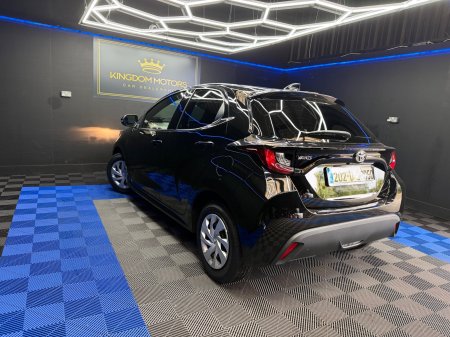 2020 Toyota Yaris - photo 8
