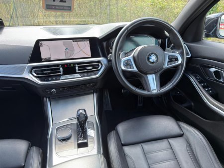 2021 BMW 3-Series - photo 18