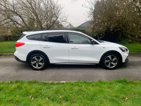2021 Ford Focus - photo 2