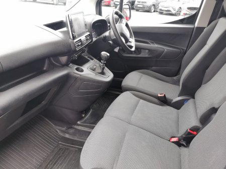 2022 Toyota Proace City - photo 8