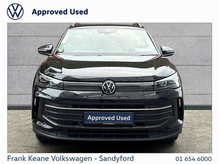 2025 Volkswagen Tiguan - photo 12