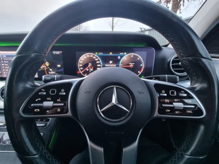 2019 Mercedes-Benz E-Class - photo 16