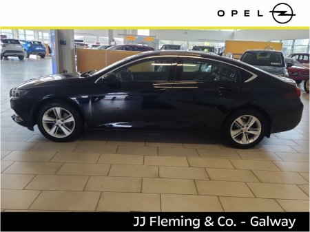 2020 Opel Insignia - photo 3