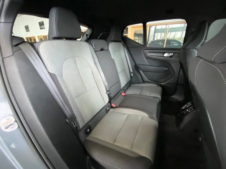 2022 Volvo XC40 - photo 11