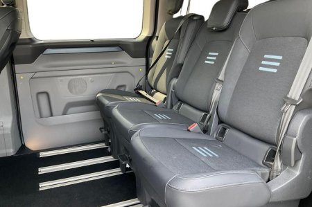 2025 Ford Tourneo Custom - photo 11