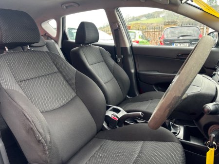 2011 Hyundai i30 - photo 5
