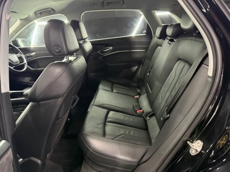 2020 Audi e-tron - photo 21
