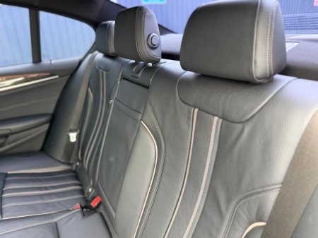 2018 BMW 5-Series - photo 42