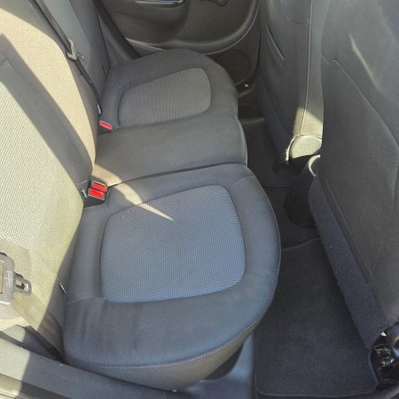 2013 Hyundai i20 - photo 18