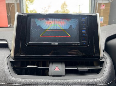 2021 Toyota RAV4 - photo 10