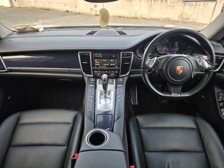 2016 Porsche Panamera - photo 16