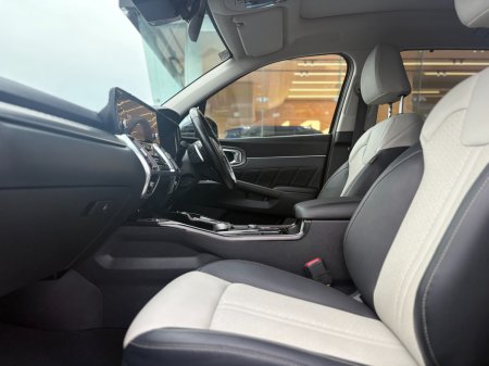 2023 Kia Sorento - photo 2