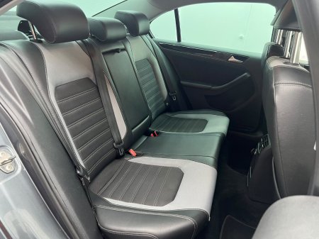 2018 Volkswagen Jetta - photo 7