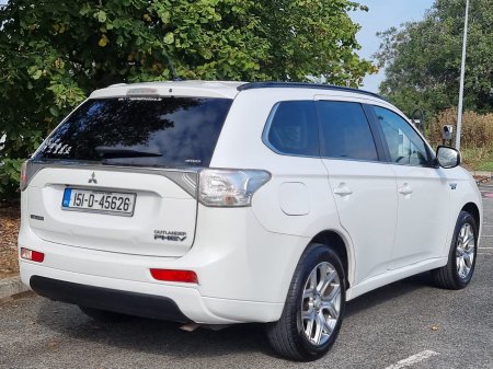 2015 Mitsubishi Outlander - photo 5