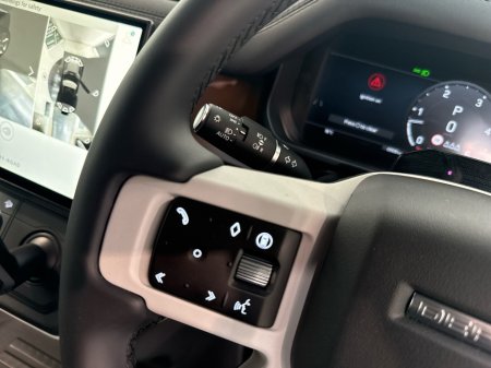 2026 Land Rover Defender - photo 20
