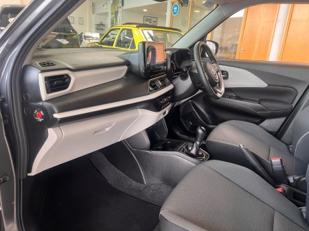 2024 Suzuki Swift - photo 17
