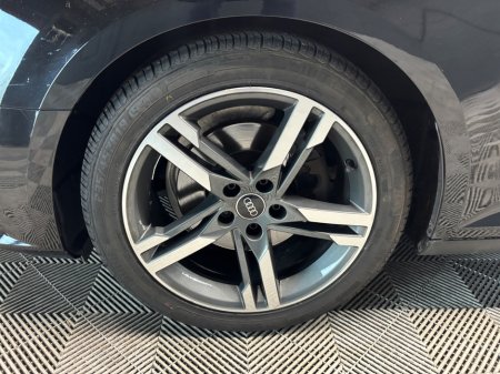 2016 Audi A4 - photo 4