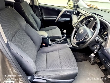 2018 Toyota RAV4 - photo 13