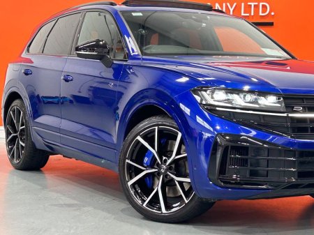 2025 Volkswagen Touareg - photo 6