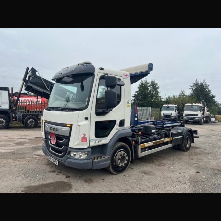 2021 Daf LF180 - photo 2