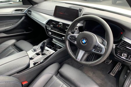 2019 BMW 5-Series - photo 9