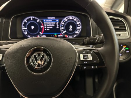 2020 Volkswagen Golf - photo 28