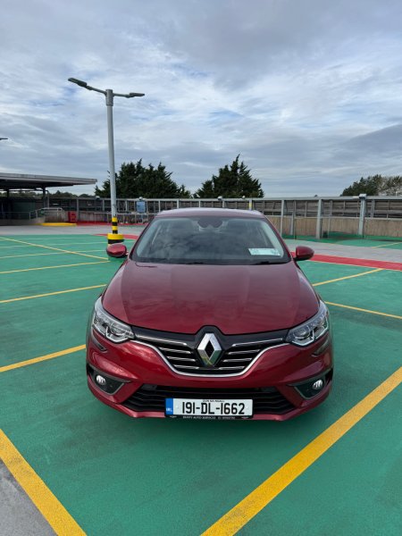 2019 Renault Megane - photo 2