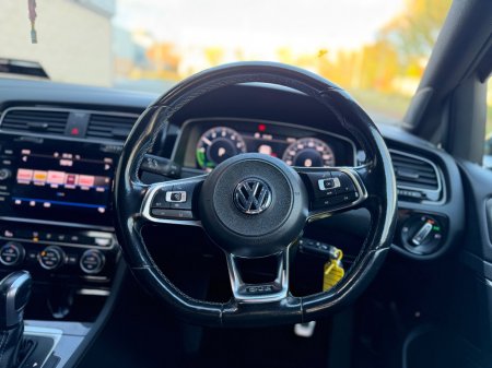 2020 Volkswagen Golf - photo 13