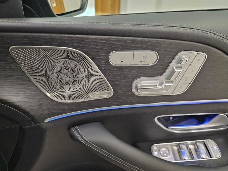 2025 Mercedes-Benz GLE - photo 13