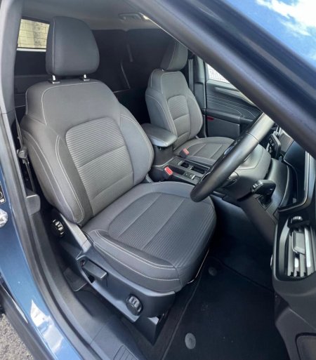 2022 Ford Kuga - photo 5