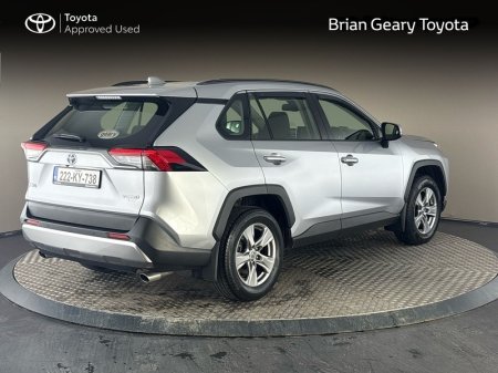 2022 Toyota RAV4 - photo 2